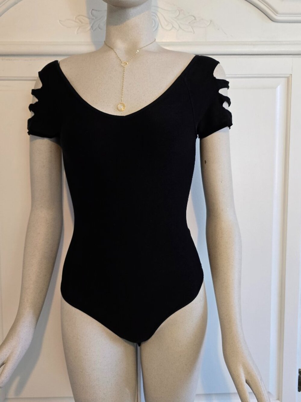 NWOT bebe Black Bodysuit, Size P/S P/P